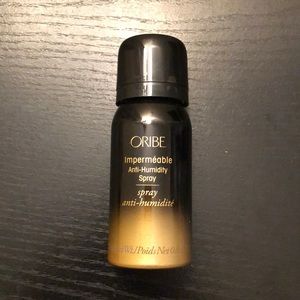 Oribe anti-humidity spray